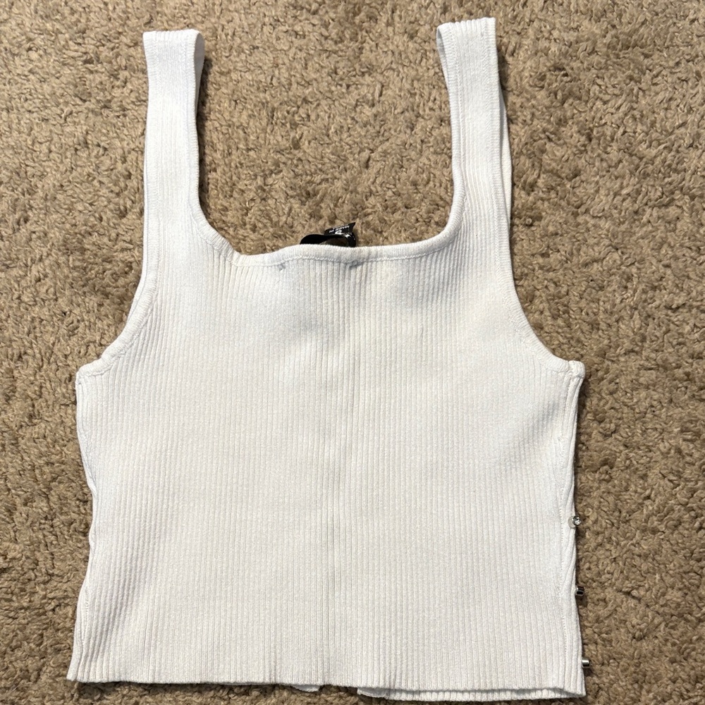 Hera Collection White Tank with Silver Accents - Picture 4 of 4